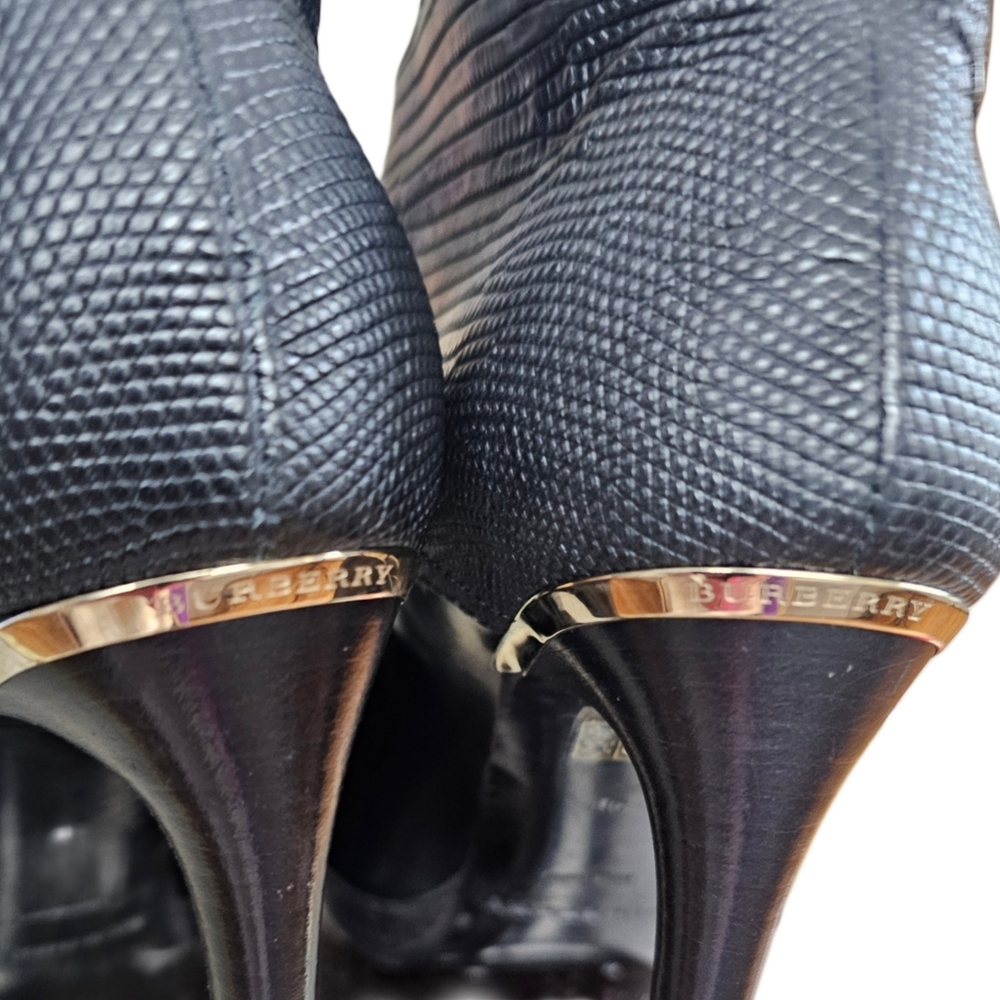 Burberry Black Leather Gold Buckle Open Toe High Heel Boots Booties Size 7.5 - Picture 7 of 8